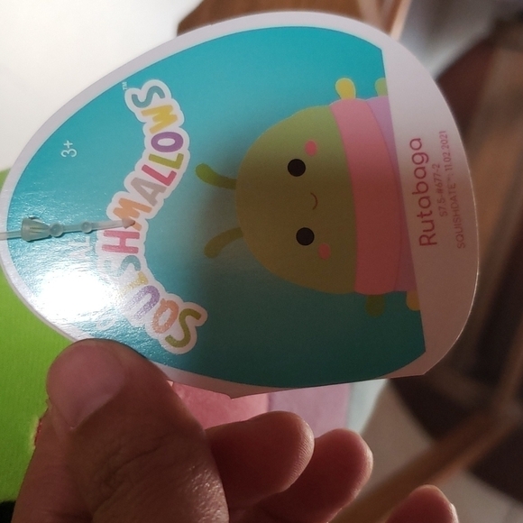 SQUISHMALLOWS™ Rutabaga the Caterpillar 7.5in - Picture 6 of 7